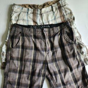 Arizona Jean co. Lot of 2 Plaid shorts.